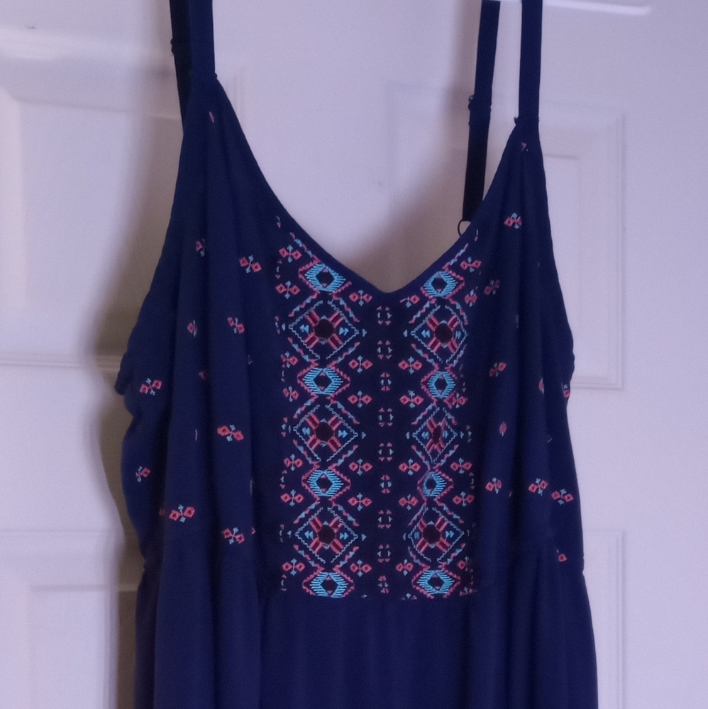 Torrid sz3 blue embroidered dress